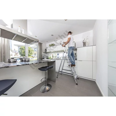 Ergonomikus lépcsőfokos állólétra 1x5 fokos használata